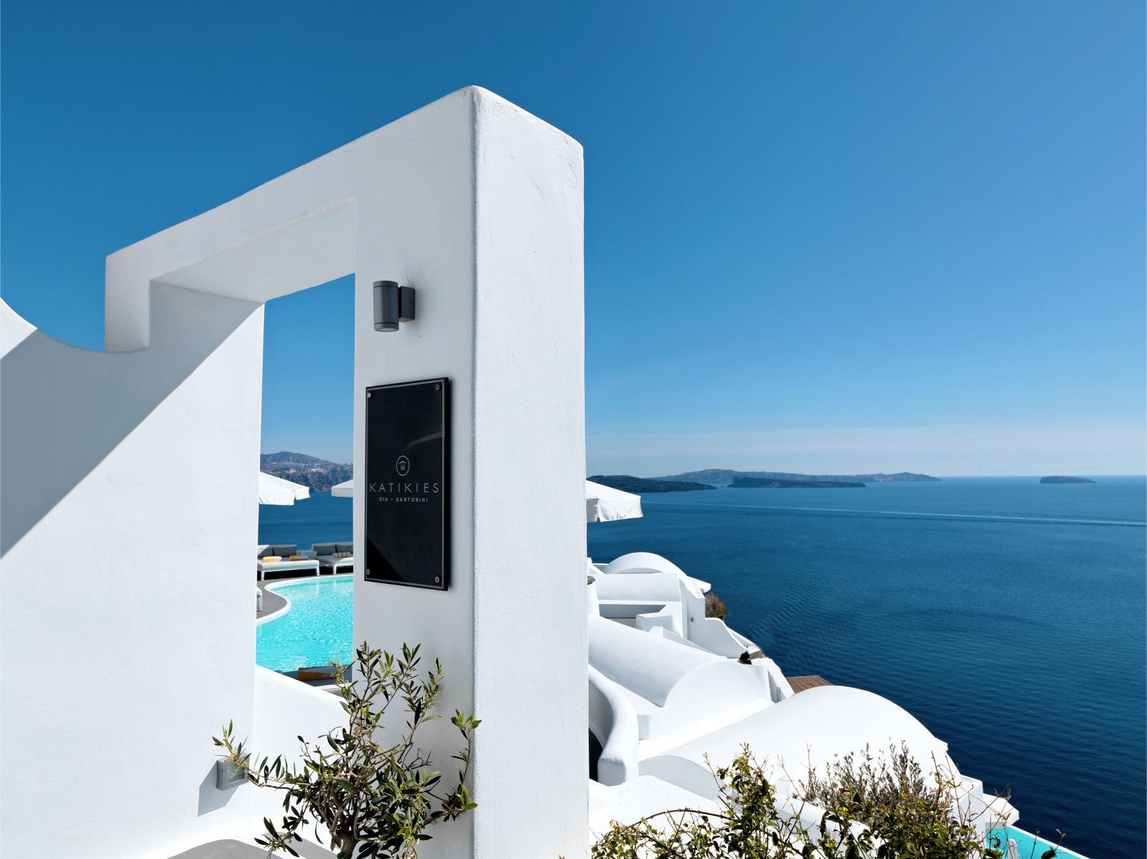 Travel + Leisure: Το Katikies Santorini στη λίστα των T + L 500 καλύτερων ξενοδοχείων στον κόσμο