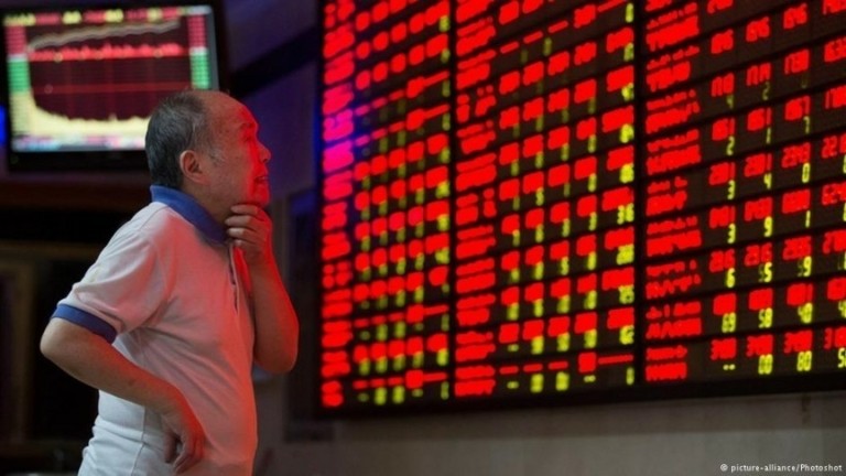 Ασιατικές αγορές: Πτώση με το βλέμμα στα στοιχεία για τον πληθωρισμό – Χονγκ Κονγκ και Ιαπωνία ηγούνται των απωλειών