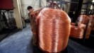 Ο χαλκός μια ανάσα από τα $10.000/τόνο – Διολισθαίνουν τα βασικά μέταλλα