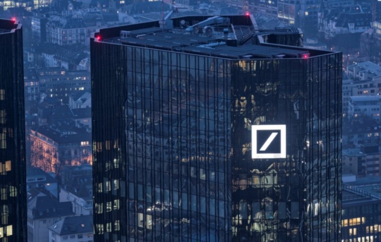 Deutsche Bank: Αύξηση 10% στα κέρδη α’ τριμήνου – Ανάκαμψη της επενδυτικής τραπεζικής