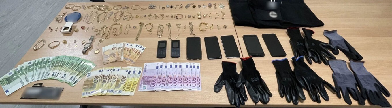 Εξαρθρώθηκε σπείρα που έκλεβε ΙΧ και σπίτια στην Ανατολική Αττική