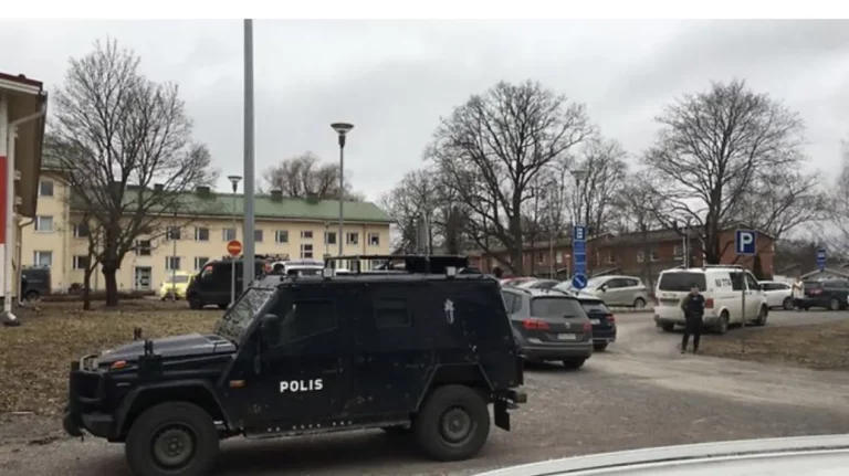 Φινλανδία: Πυροβολισμοί σε σχολείο με τρεις τραυματίες – 12χρονος ο δράστης (upd)