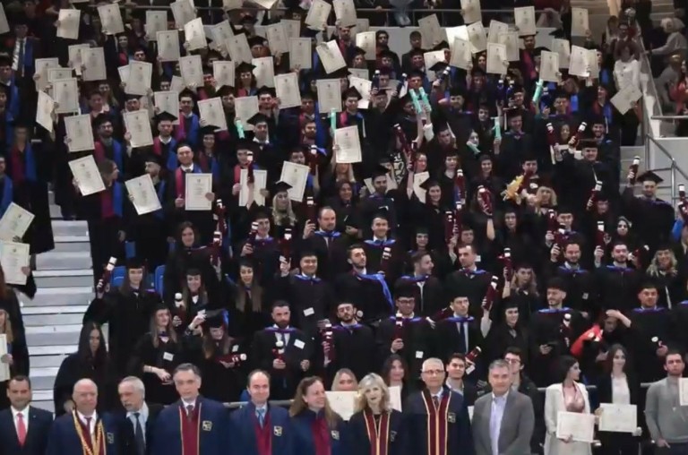 Βραβεία αριστείας σε απόφοιτους/ες του Τμήματος Ναυτιλιακών Σπουδών (pic)