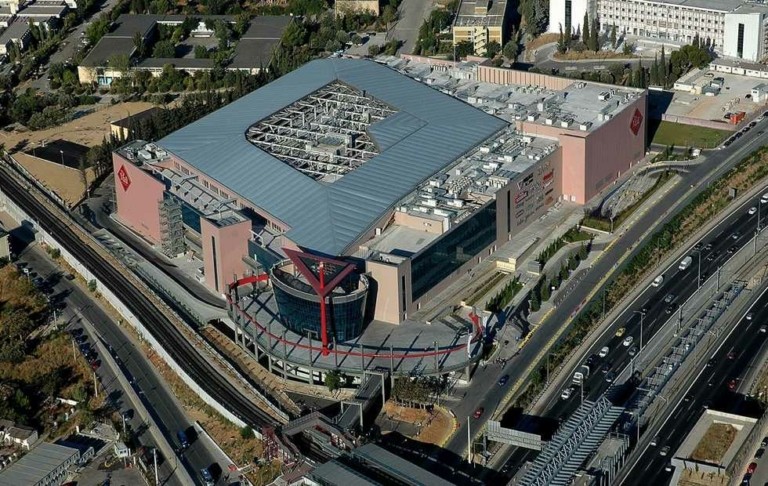 Lamda: Καθαρά κέρδη 27 εκατ. το 2023 με ρεκόρ σε mall και μαρίνες – Αύξηση 69% στα EBITDA