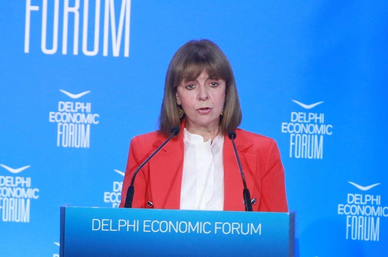 Σακελλαροπούλου στο 9ο Φόρουμ Δελφών: Η Ελλάδα μετέχει ισότιμα στις εξελίξεις σε ευρωπαϊκό, περιφερειακό και διεθνές επίπεδο