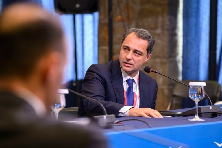 Σενετάκης στους Δελφούς: Μέχρι και 500 εκατ. ευρώ από το πρόγραμμα Ερευνώ-Καινοτομώ 2021 – 2027