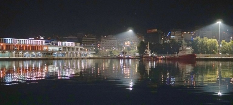 Πειραιάς: Επέστρεψε στο λιμάνι το Κνωσός Παλάς – Τραυματίστηκε 17χρονη