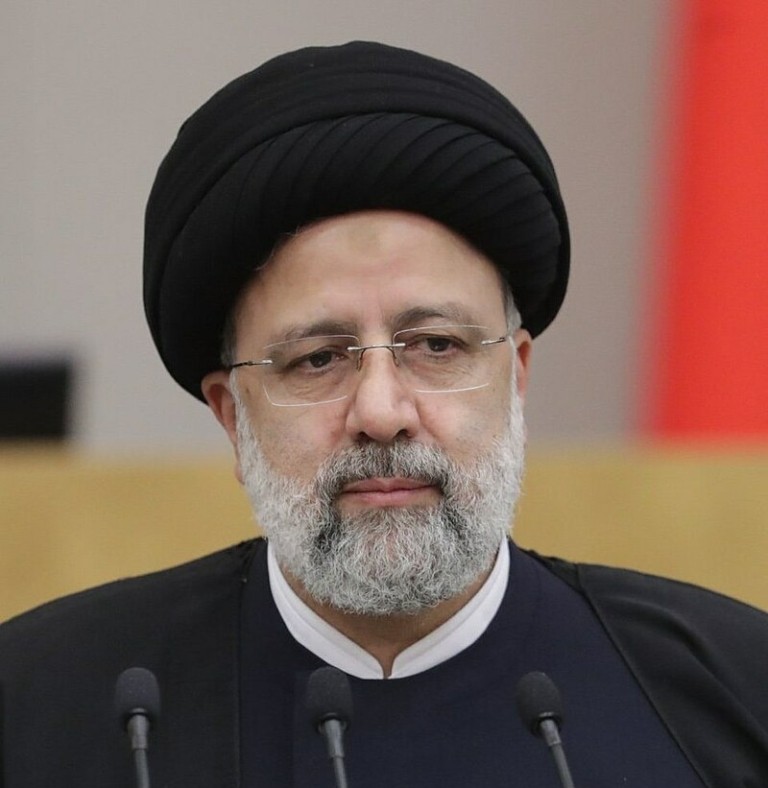 Θρίλερ με το προεδρικό ελικόπτερο στο Ιράν – Επέβαινε ο πρόεδρος της χώρας Ραΐσι