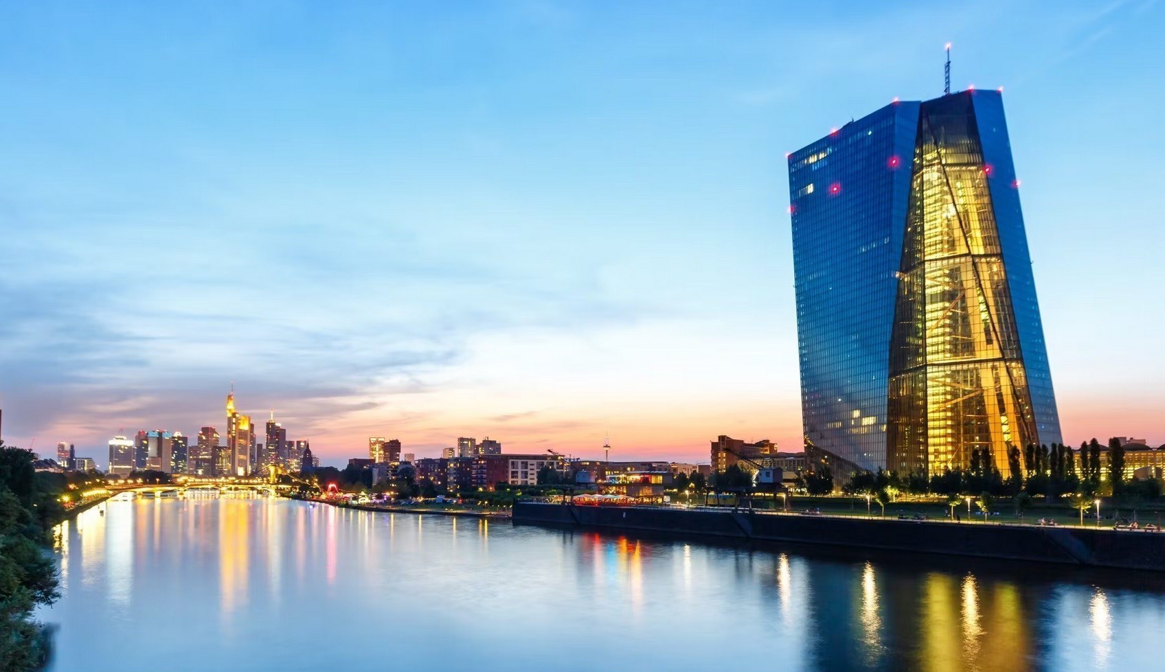 ΕΚΤ: Οι δυο παράγοντες κινδύνου για τη χρηματοπιστωτική σταθερότητα (γραφήματα)