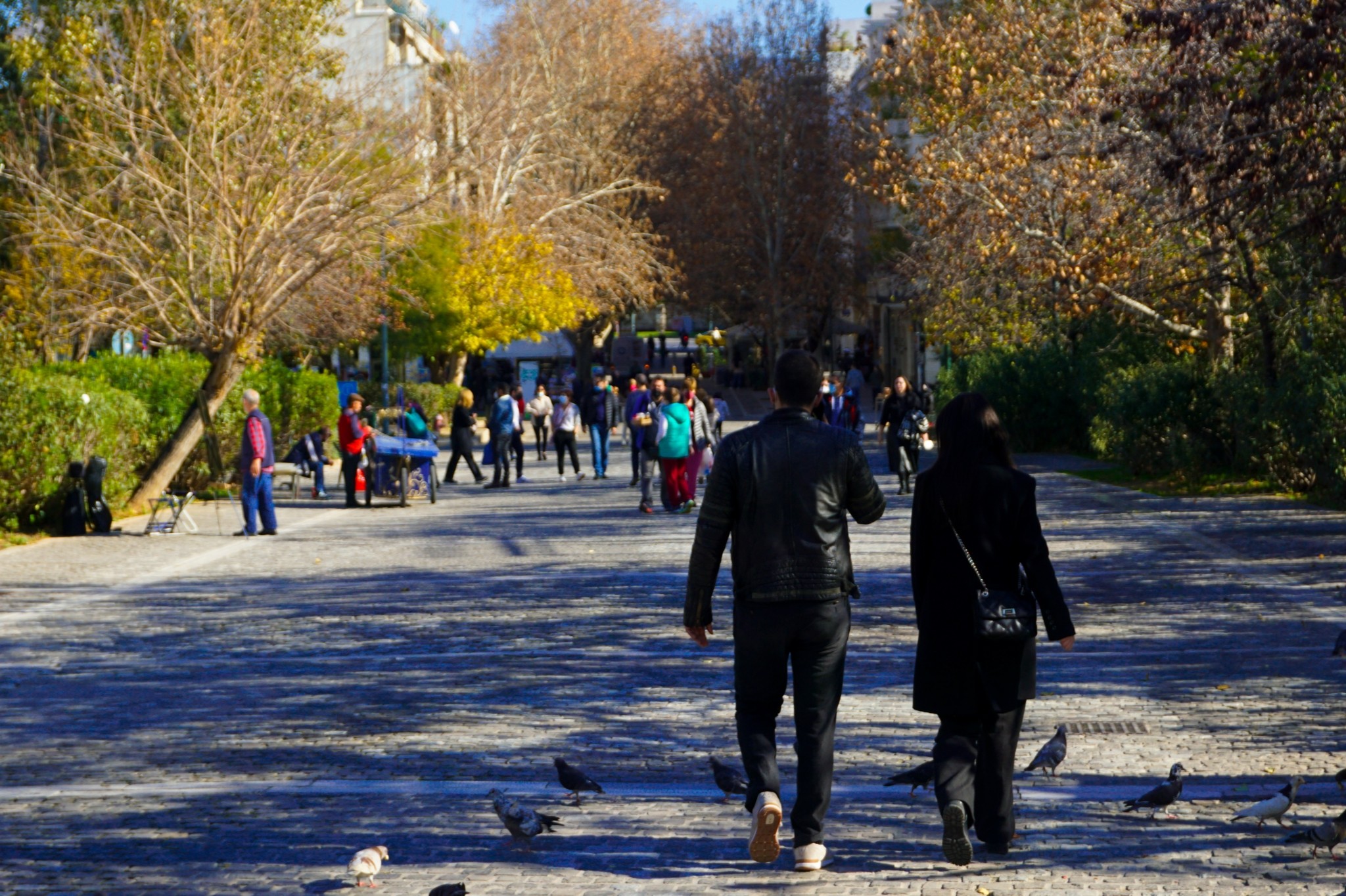 Έρευνα ΔιαΝΕΟσις: Τι πιστεύουν οι Έλληνες για την υγεία, την οικονομία και την αγορά εργασίας (πίνακες)