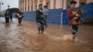 Δραματική η κατάσταση από τις πλημμύρες στη Βραζιλία – Δεκάδες νεκροί και αγνοούμενοι (tweets)