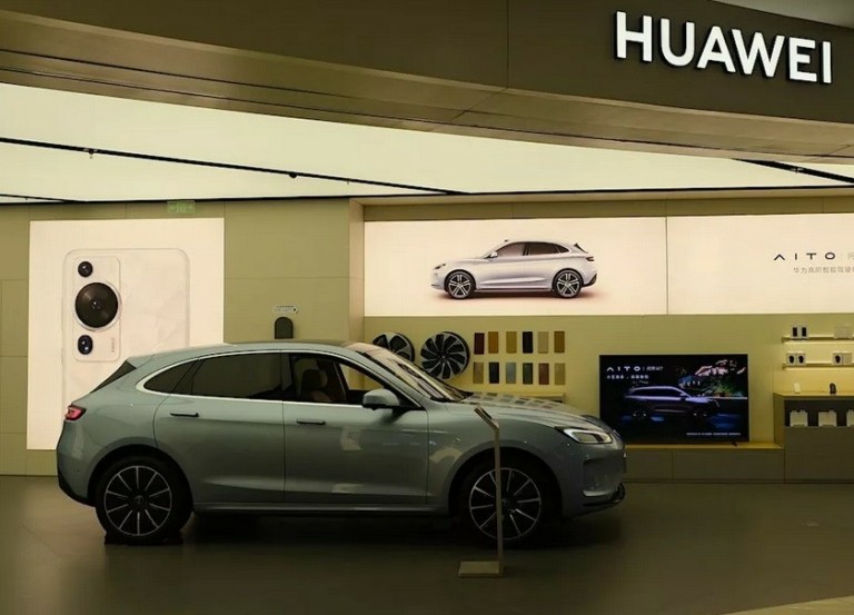 Huawei: Σε τιμές-έκπληξη τα αυτοκίνητά της στην Ελλάδα