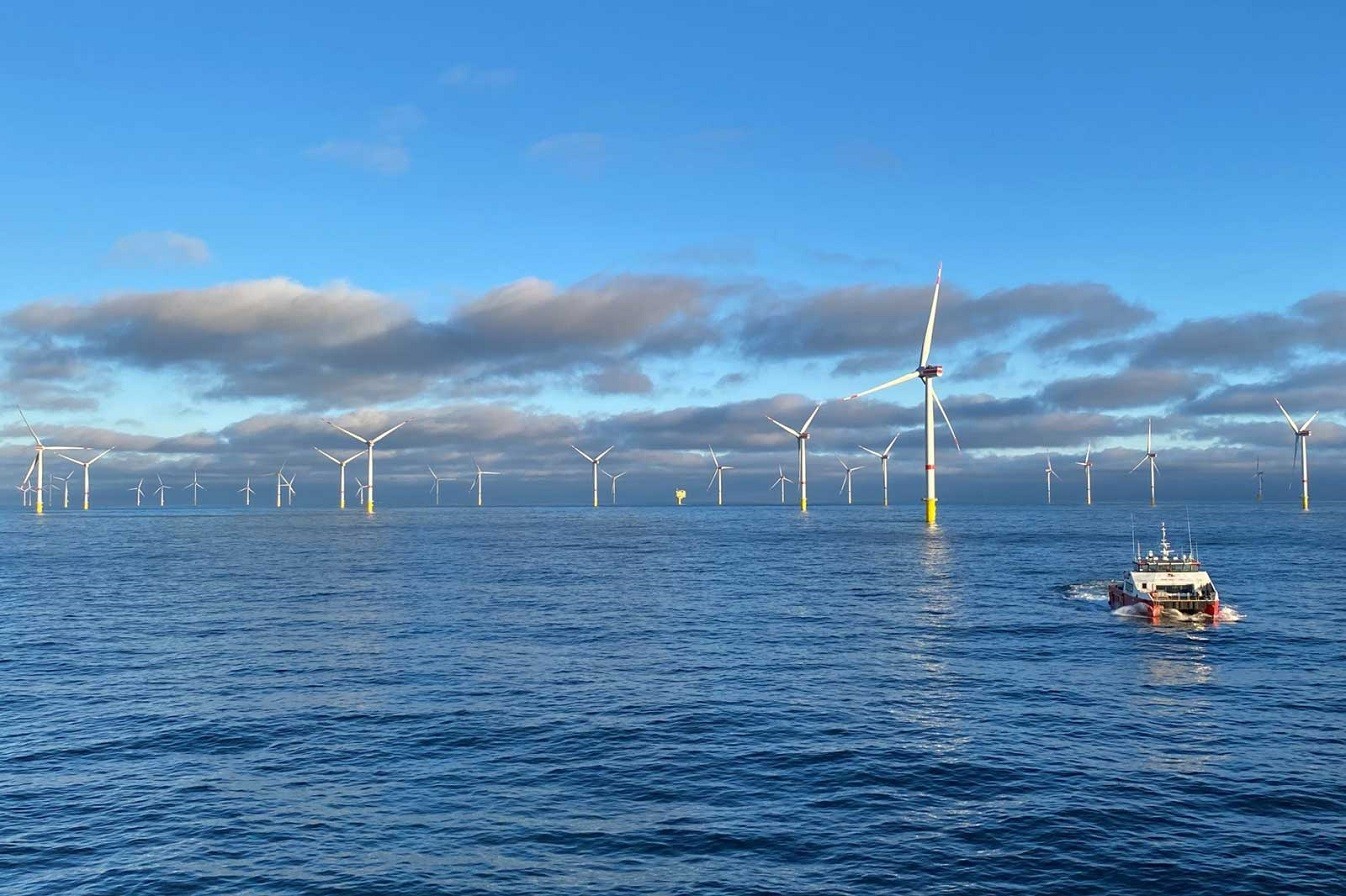 RWE: Επενδυτικό “ja” για το mega υπεράκτιο αιολικό Nordseecluster με καλώδια της Hellenic Cables (pics)