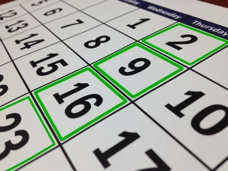 Αγίου Πνεύματος 2024: Πότε πέφτει – Για ποιους είναι αργία