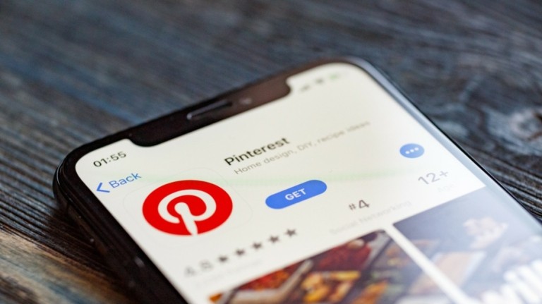 Pinterest: Ανακάμπτει από το sell off ως νέο φαβορί της Wall Street