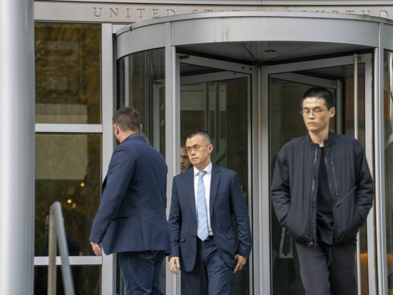 Ο Τραμπ έδωσε προεδρική χάρη στον Τσανγκπενγκ Ζάο ιδρυτή της Binance, για τους τέσσερις μήνες φυλακής