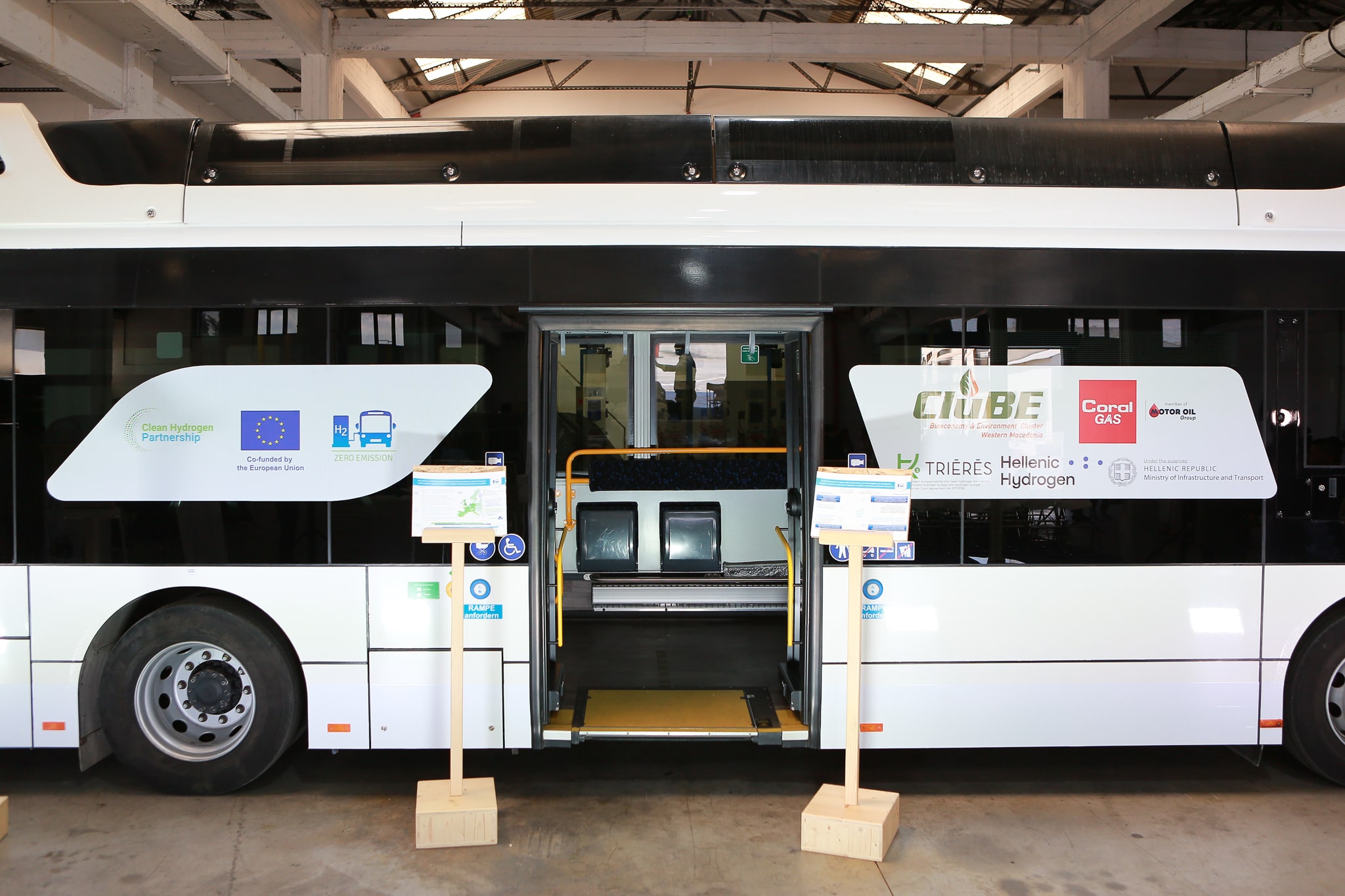 Στο στόλο της ΟΣΥ δυο λεωφορεία υδρογόνου – Συμμαχία με την Motor Oil (pics)