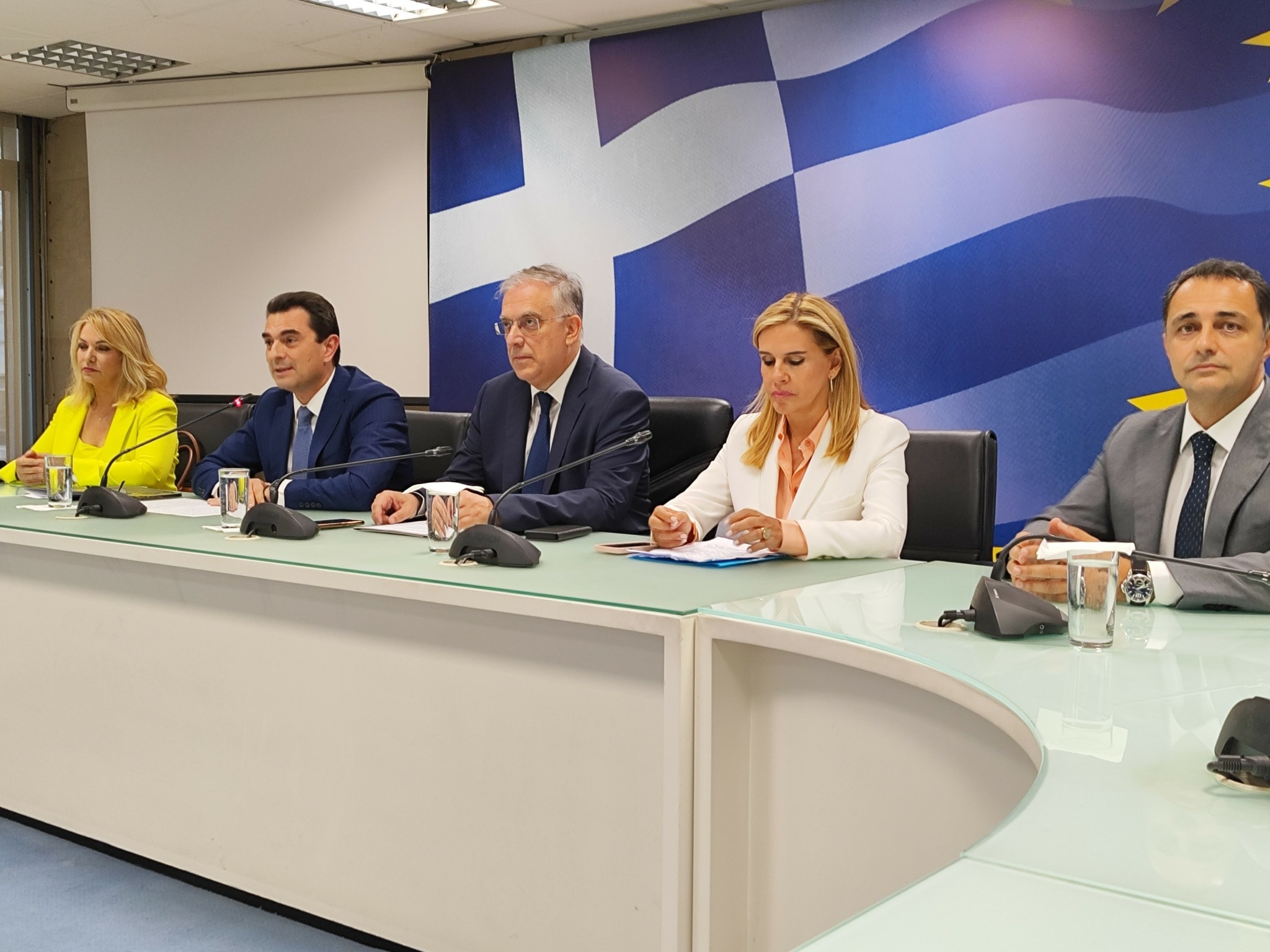 Τάκης Θεοδωρικάκος: Το κέρδος είναι θεμιτό, η αισχροκέρδεια όχι (pics)