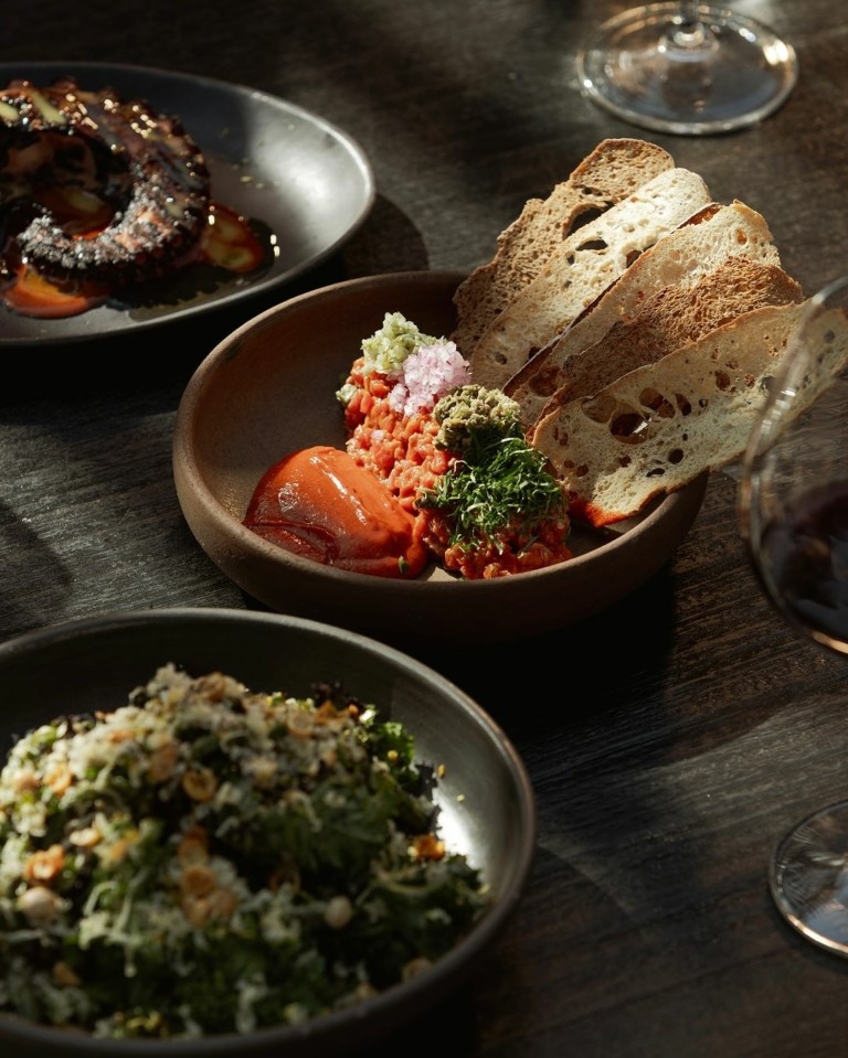 Ανακαλύπτοντας το Nōema της Μυκόνου: Ενα εστιατόριο-συναίσθημα