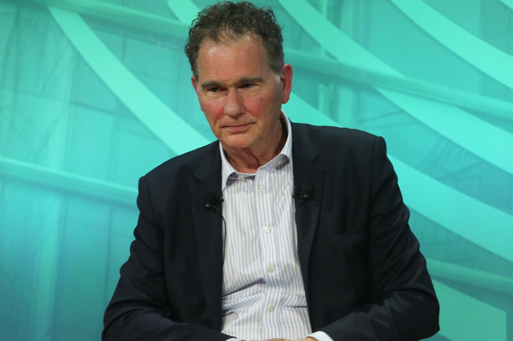 Πόλεμος στο ΠΑΣΟΚ – Θέμα ηγεσίας θέτει και ο Νίκος Παπανδρέου