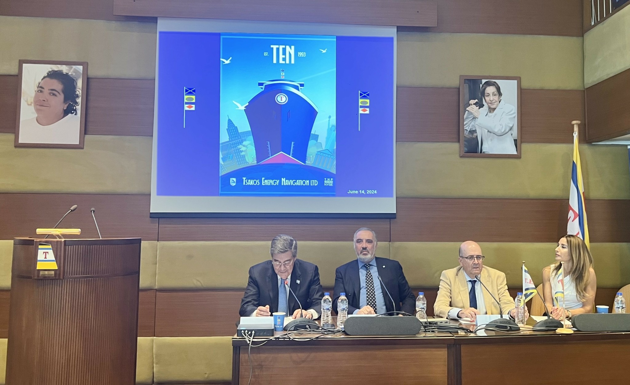 Δρ Νίκος Τσάκος: Επιπλέον ένα $δισ. για το πρασίνισμα του στόλου της ΤΕΝ (pics)