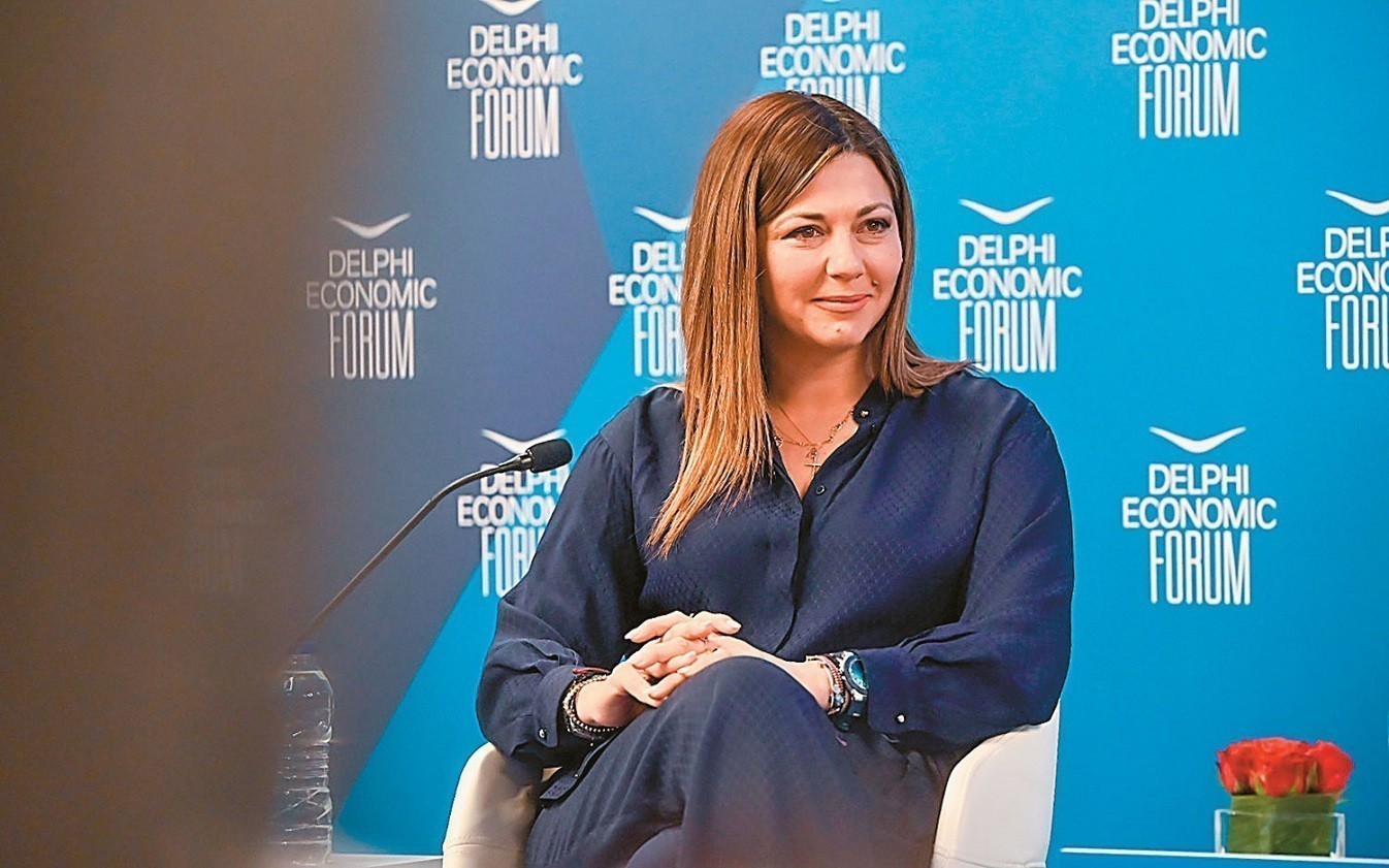 Σοφία Ζαχαράκη: Στόχος την επόμενη δεκαετία να σταθεροποιηθούν οι γεννήσεις