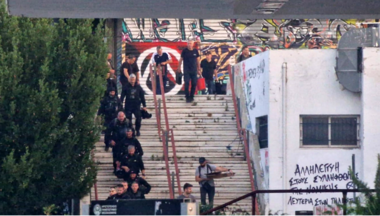 Εκκενώθηκε κατάληψη από το στέκι Primavera στο ΑΠΘ (vid)