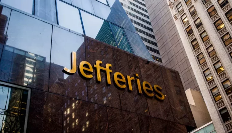 Jefferies για Πειραιώς: Νέα τιμή στόχος 8,60 ευρώ και σύσταση «αγορά» | Ειδήσεις για την Οικονομία