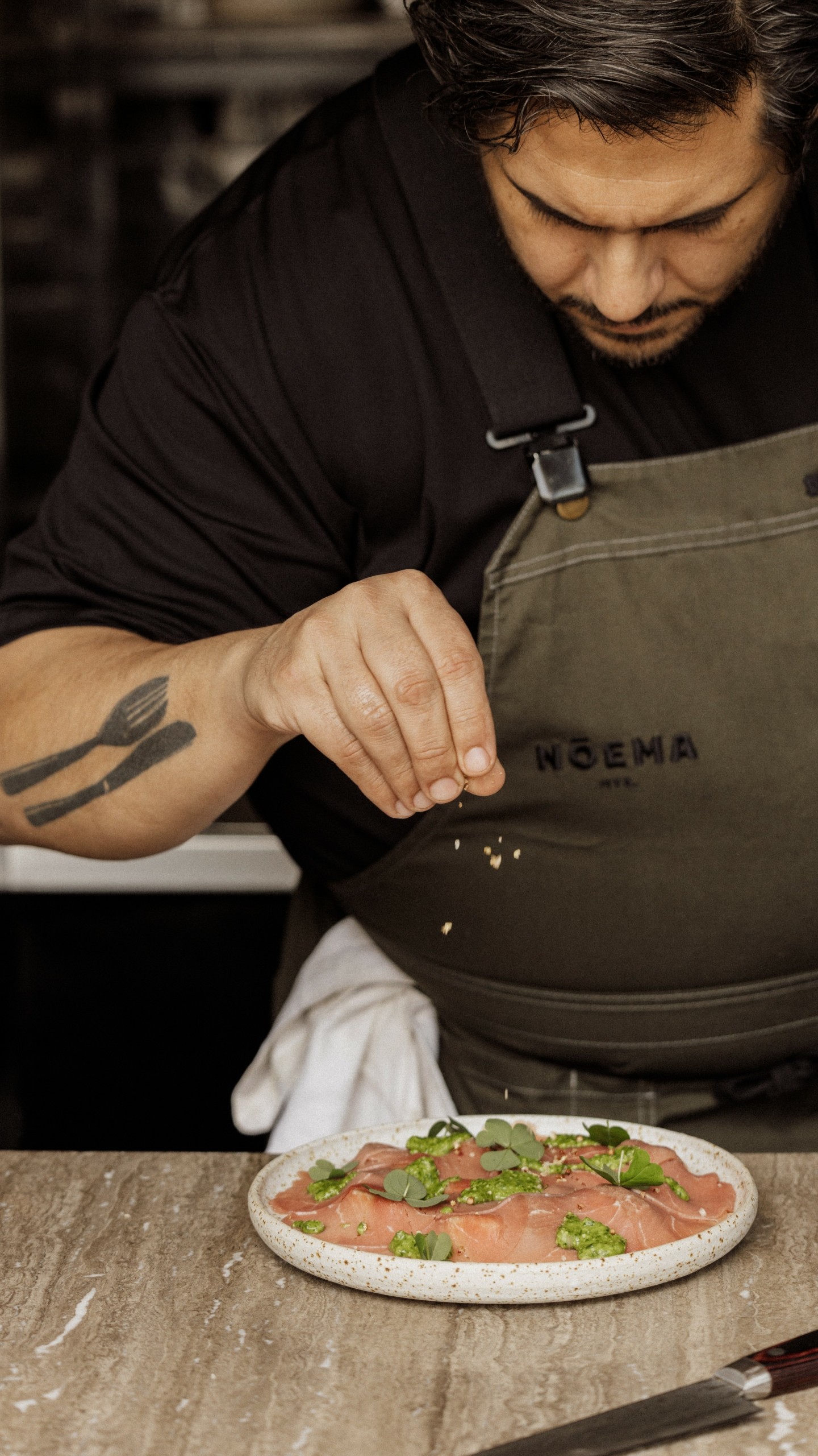 Ανακαλύπτοντας το Nōema της Μυκόνου: Ενα εστιατόριο-συναίσθημα