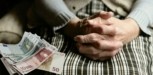 Συντάξεις: Γιατί «παγώνει» έως το 2030 η αύξηση στα όρια ηλικίας