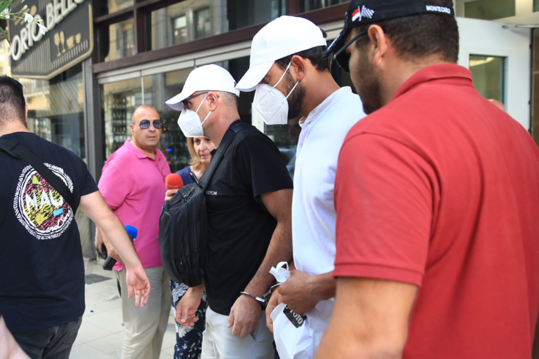 Προθεσμία για να απολογηθούν πήραν οι 13 συλληφθέντες του «Περσεφόνη» για τη φωτιά στην Υδρα (upd)