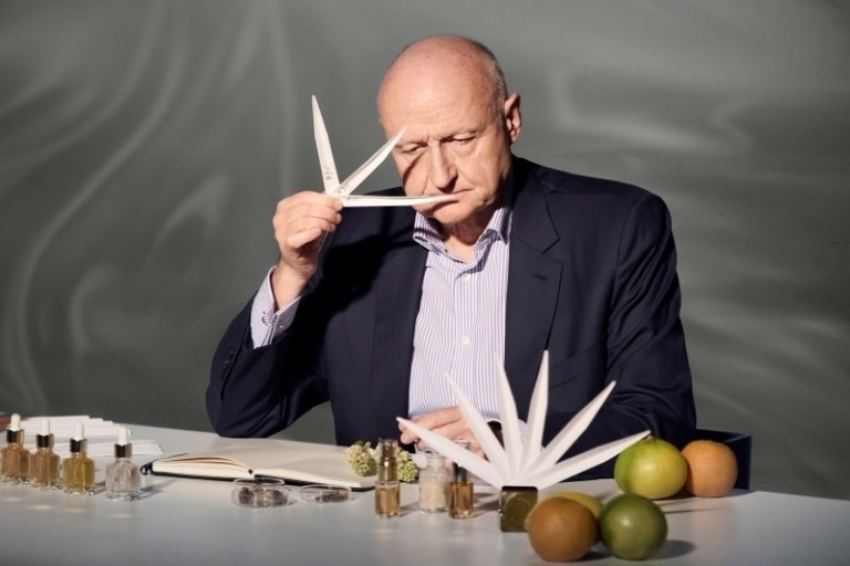 Το πρώτο αρωματικό ρολόι στην ιστορία