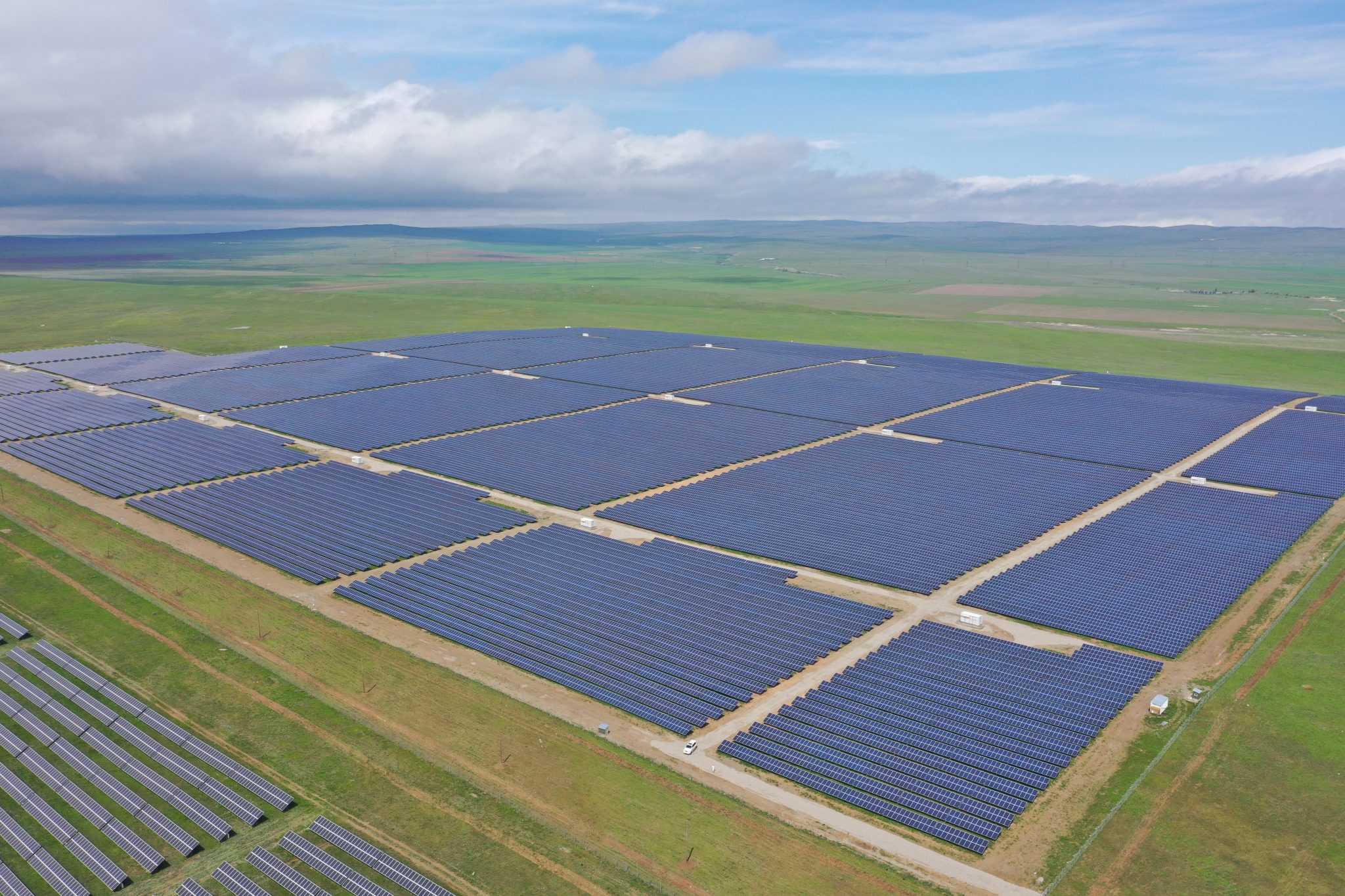 ΤΕΡΝΑ Ενεργειακή: Πώς μεγαλώνει…το mega φωτοβολταϊκό στη Θεσσαλία