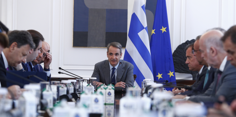 Μητσοτάκης στο υπουργικό για φωτιές: Απαιτείται ο καλύτερος δυνατός συντονισμός, ευχαριστώ τα στελέχη της πρώτης γραμμής