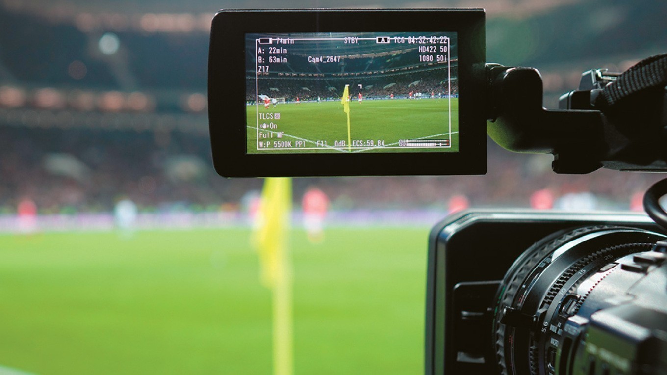 Τα «πειρατικά» κουτιά και τα πανάκριβα τηλεοπτικά δικαιώματα ενώνουν τις συνδρομητικές πλατφόρμες