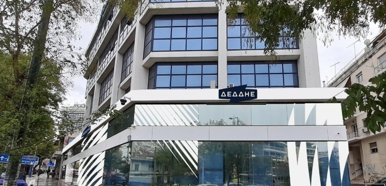 ΔΕΔΔΗΕ: Με 7πλάσιους ρυθμούς οι υπογειοποιήσεις των εναέριων γραμμών σε ολόκληρη την Ελλάδα (pics)