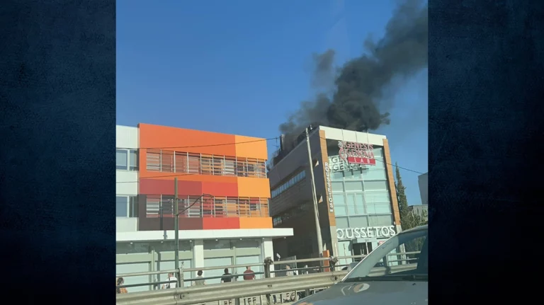 Φωτιά σε κτίριο στη Λεωφόρο Κηφισίας στο ύψος του Χαλανδρίου (tweet)