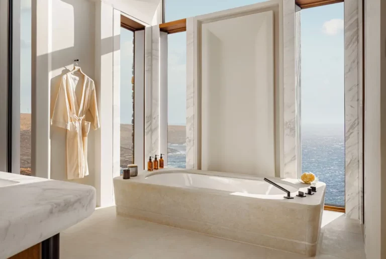 Πώς είναι η εμπειρία στο νέο εντυπωσιακό One&Only Kéa Island στην Τζια