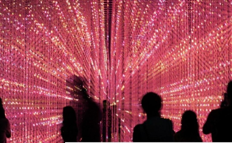 PwC Global: To 1 τρισ. δολάρια θα φτάσουν τα διαφημιστικά έσοδα παγκοσμίως το 2026