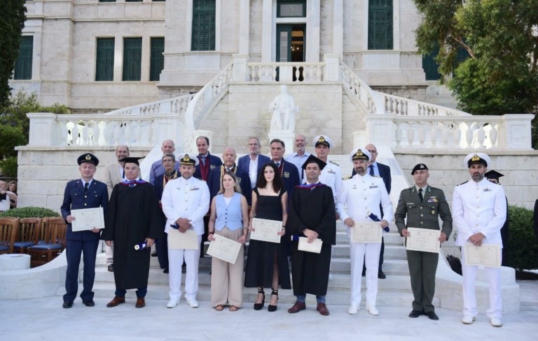 Τελετή αποφοίτησης στο Πανεπιστήμιο Πειραιώς