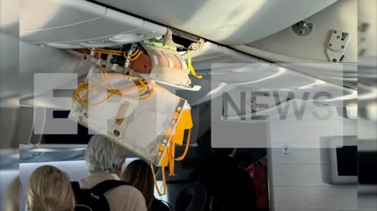 Εικόνες από την καμπίνα του αεροσκάφους της Easyjet όπου έζησαν τον τρόμο 181 επιβάτες λόγω αναταράξεων