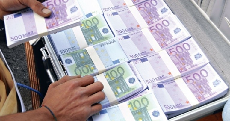 Λίστες μεγαλοφειλετών: Οι επώνυμοι που δεν πάνε να ρυθμίσουν, τα «κανόνια» και τα «φαντάσματα» από το παρελθόν