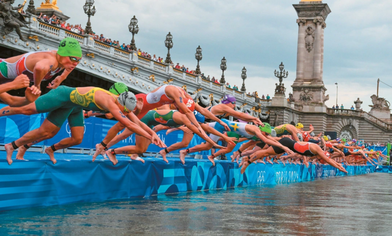 Ολυμπιακοί Αγώνες 2024: Αποσύρθηκαν λόγω λοιμώξεων αθλητές του Βελγίου και της Ελβετίας που κολύμπησαν στον Σηκουάνα