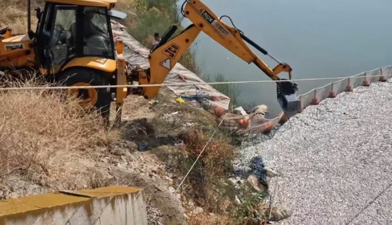 Οργανισμός Λιμένος Βόλου: Συνεχίζεται ο καθαρισμός του λιμανιού