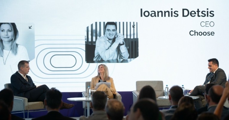 Η τεχνητή νοημοσύνη στην εξυπηρέτηση: Το μέλλον είναι συνεργατικό, όχι ανταγωνιστικό