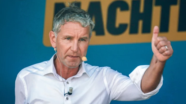 Handelsblatt για την άνοδο της ακροδεξιάς: Ο σεισμός στην Θουριγγία θα προκαλέσει μετασεισμό στο Βερολίνο