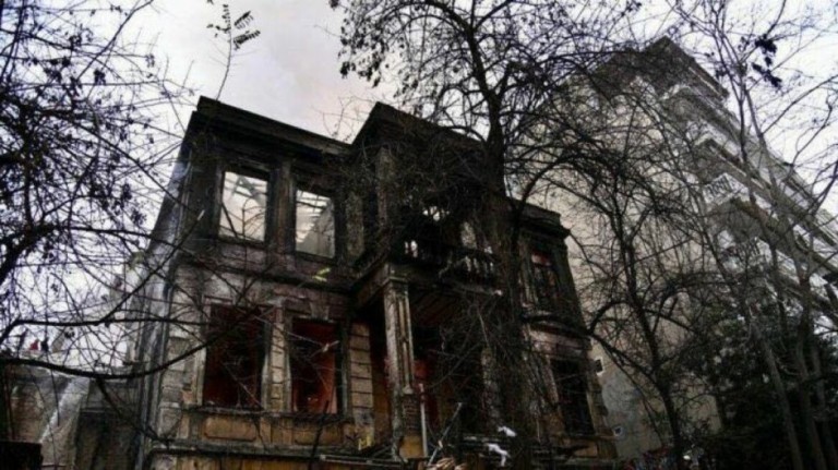 Αστυνομική επέμβαση στο σφραγισμένο κτήριο της κατάληψης Libertatia στη Θεσσαλονίκη – 19 προσαγωγές