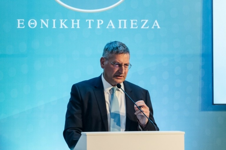 Bloomberg: Η Ελλάδα μπορεί να αντλήσει έως και €727,2 εκατ. από την πώληση του 10% της Εθνικής