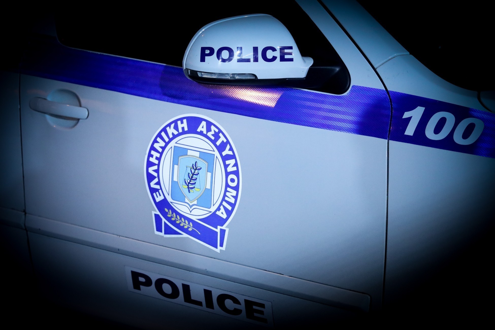 Συνελήφθη οδηγός που προσέκρουσε σε 17 σταθμευμένα οχήματα στην Πλατεία Αμερικής