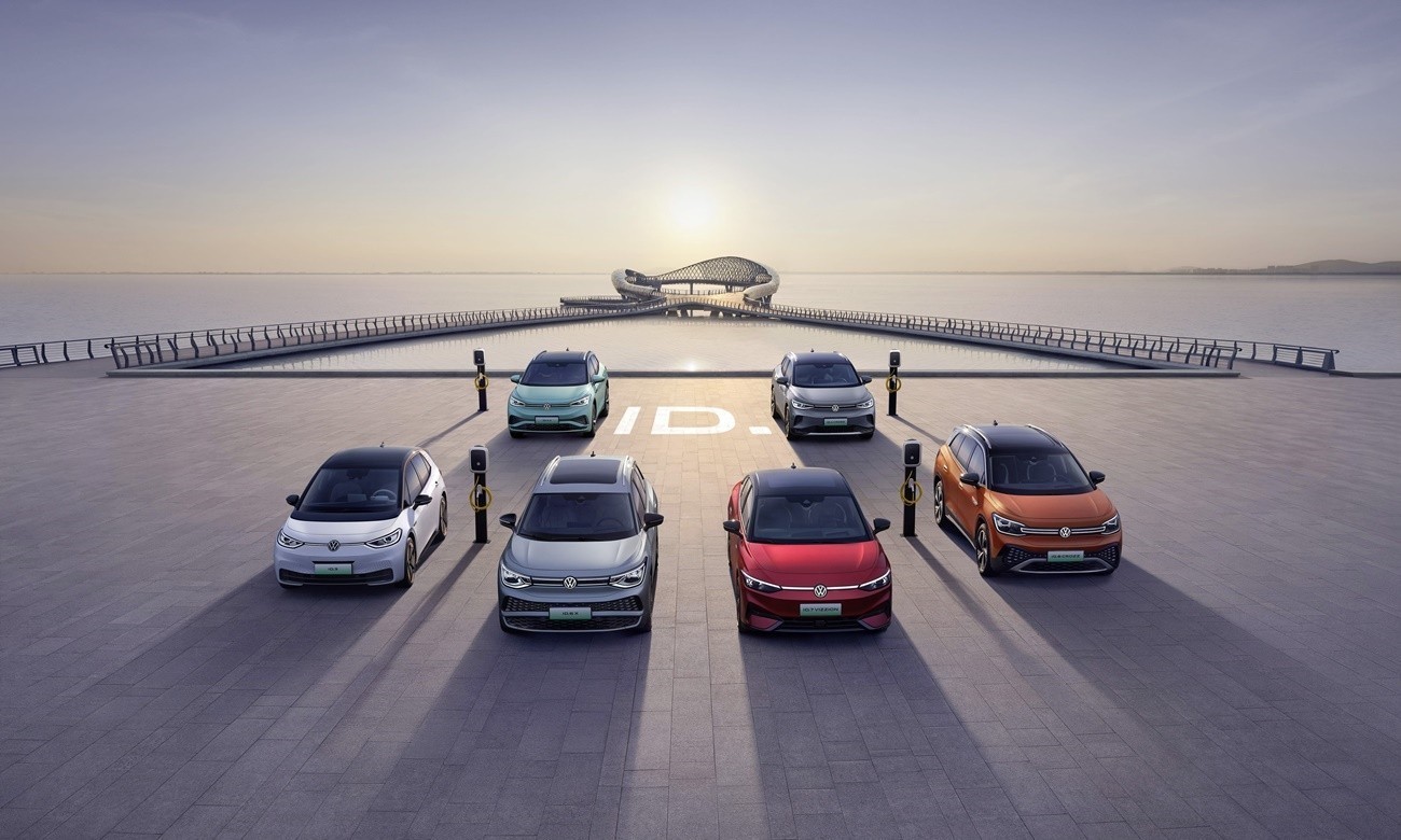 VW, BMW και Mercedes-Benz «τρώνε τη σκόνη» των κινεζικών EV